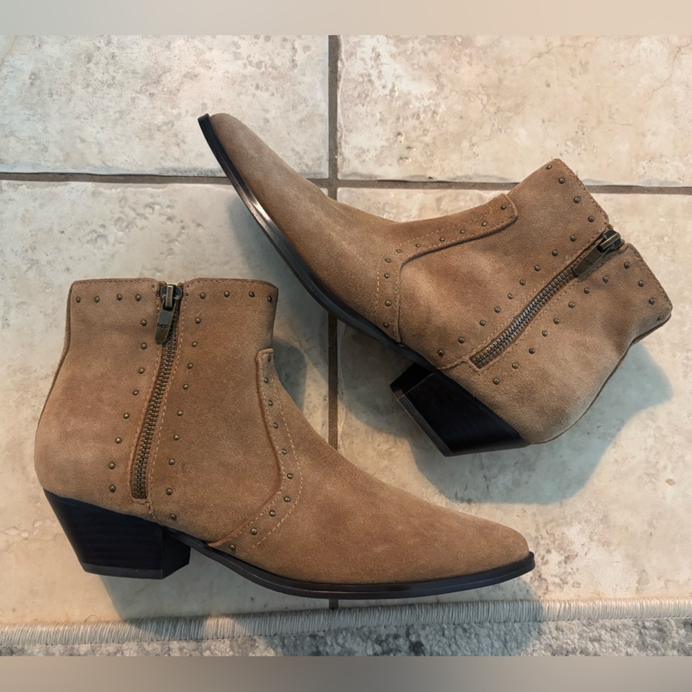 Marc Fisher Wanida suede western ankle boots